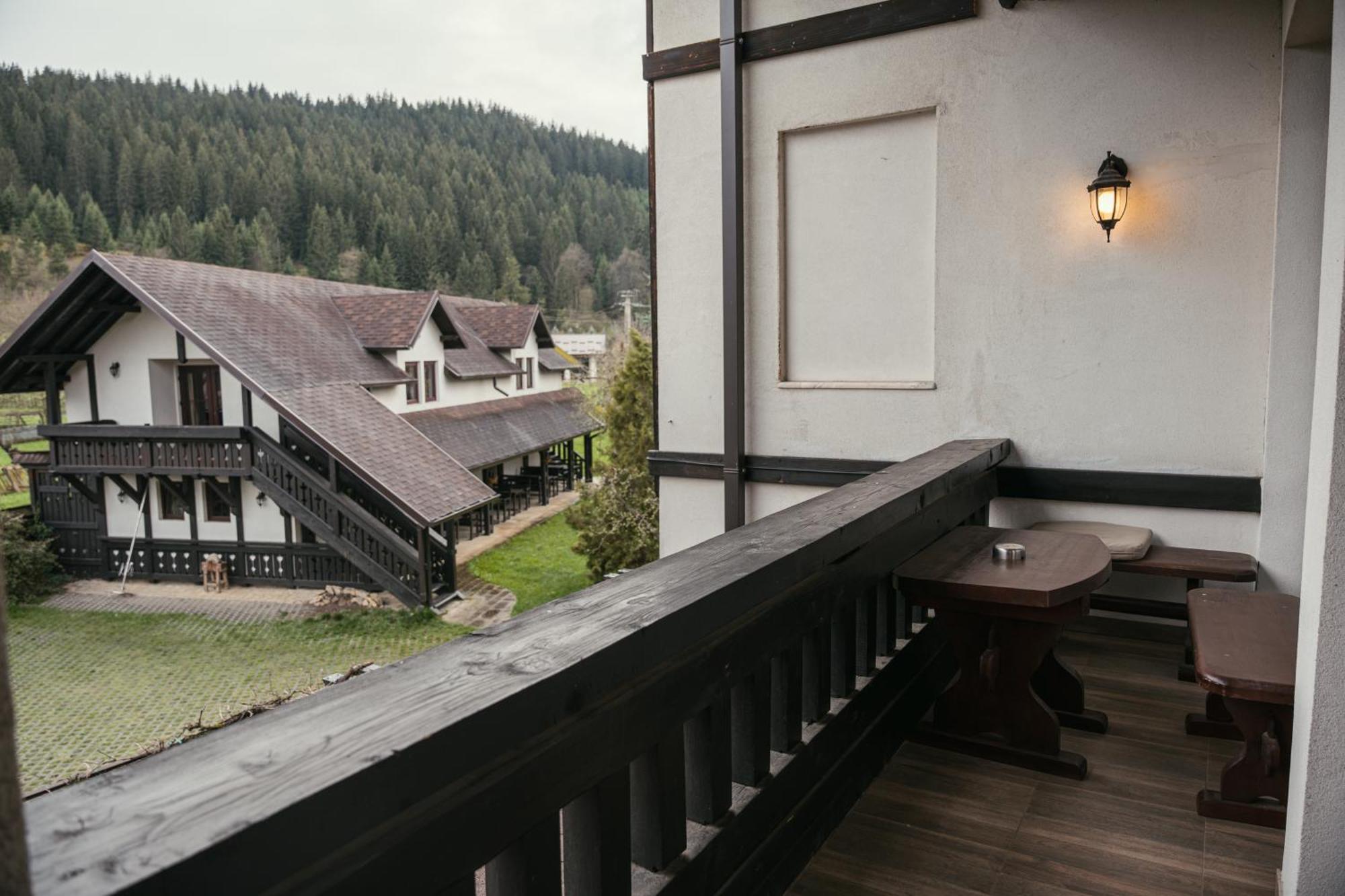Hotel Casa Calin Vama  Zewnętrze zdjęcie